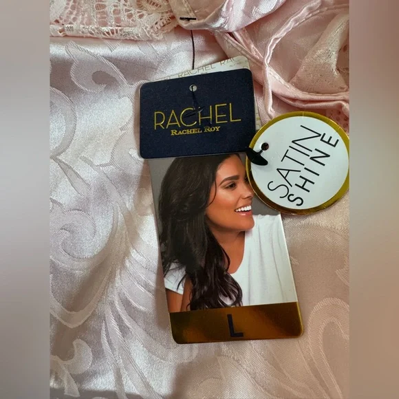 RACHEL Rachel Roy Satin feel fabric Chemise peach color - Picture 3 of 3